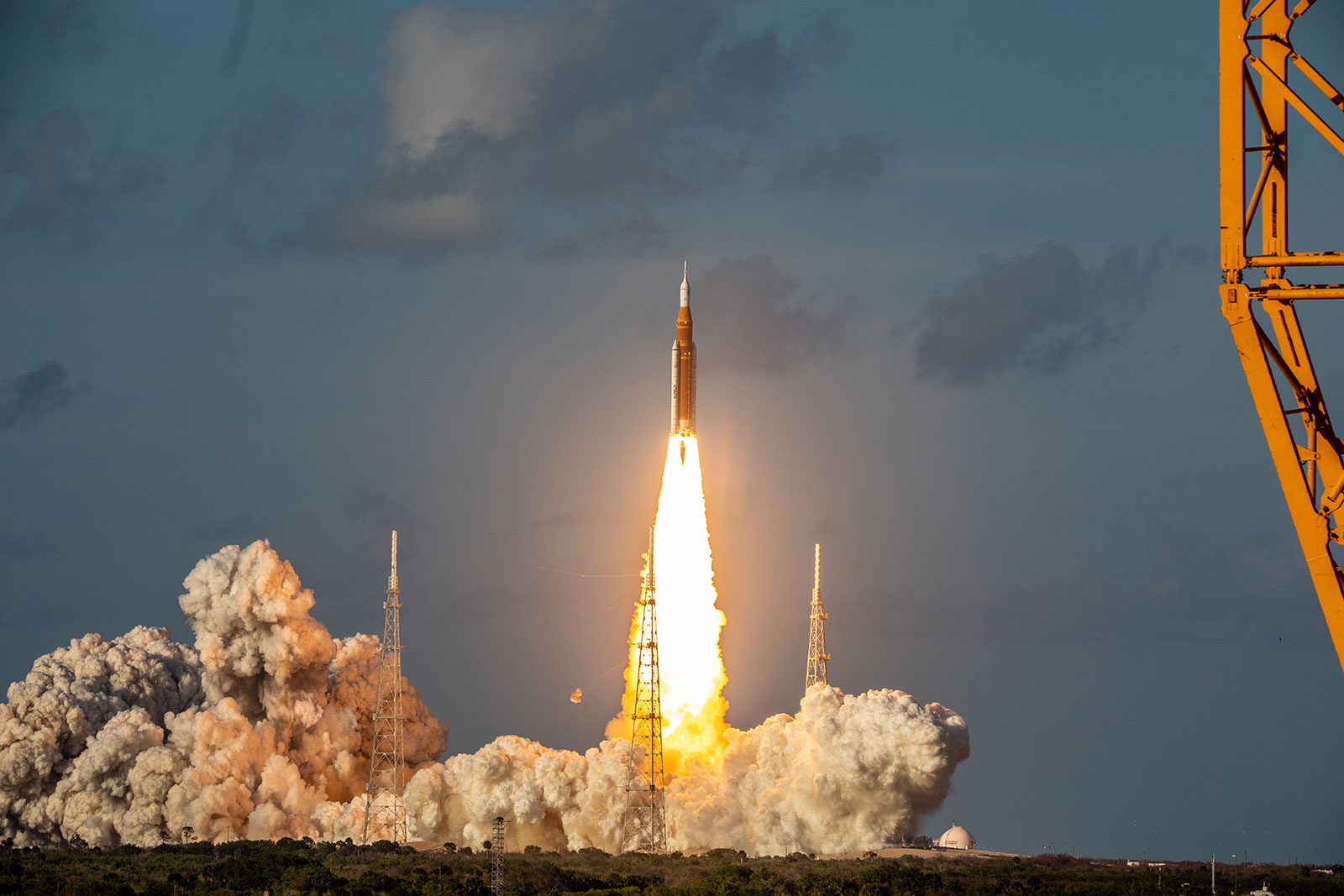 NASA SLS rocket takeoff for Artemis II launch